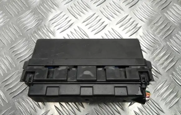 Nissan Leaf I (ZE0) Fuse box set 3NF0B K721