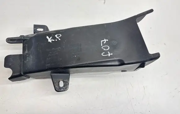 BMW 5 GT F07 Air intake duct part 8049675 5174 15677210
