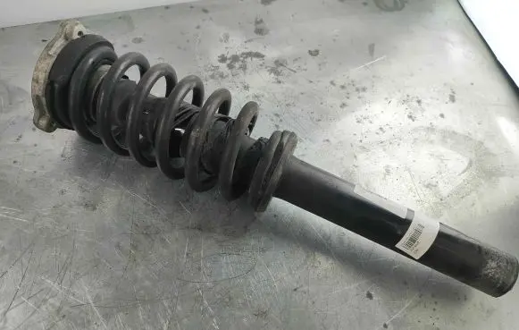 Volvo XC90 Front shock absorber with coil spring 31476925 31476432