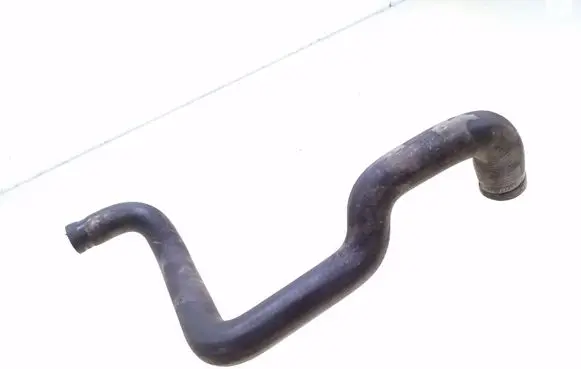 BMW 5 E39 Engine coolant pipe/hose