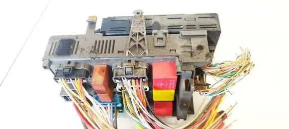 Renault Laguna II Comfort/convenience module 8200283811