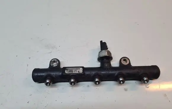 Citroen C8 Fuel main line pipe 9681649580