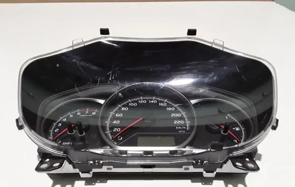 Toyota Yaris Speedometer (instrument cluster) 838000UB10