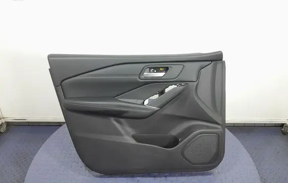 Nissan Qashqai Door card panel trim set 809A16UN0A