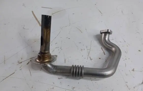 Ford S-MAX EGR valve line/pipe/hose HG9Q9E470AA HG9Q-9E470-AA