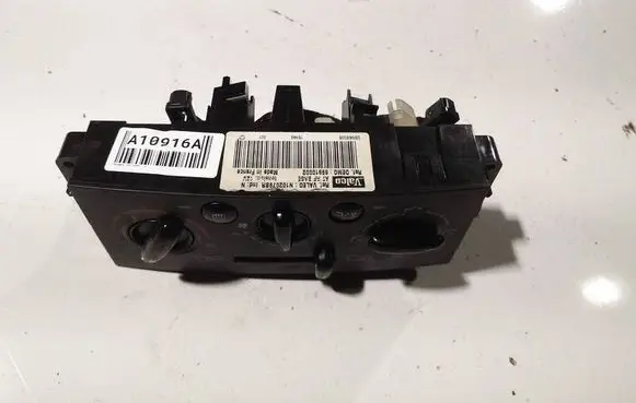 Peugeot 207 Climate control unit 69910002