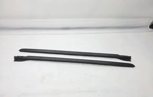 BMW 2 G42 Windshield trim 8494698 8494697