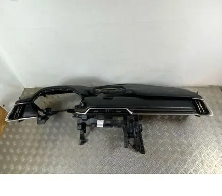 Mazda CX-70/90 Dashboard B0505956