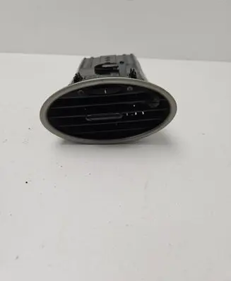 Ford Focus Dashboard side air vent grill/cover trim 4M51A014L21AE 2N1A914L21CB 4M51A014L21BD
