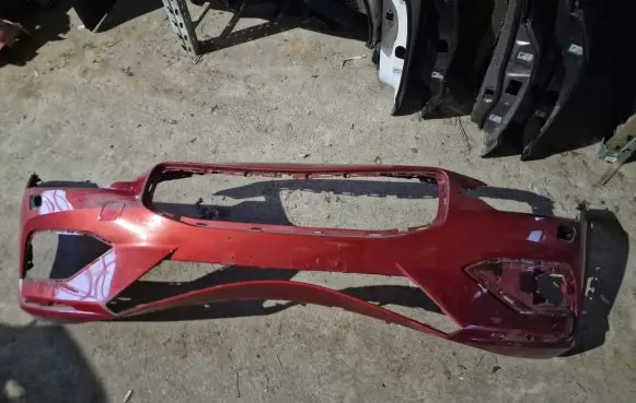 Volvo S60 Front bumper 31663579