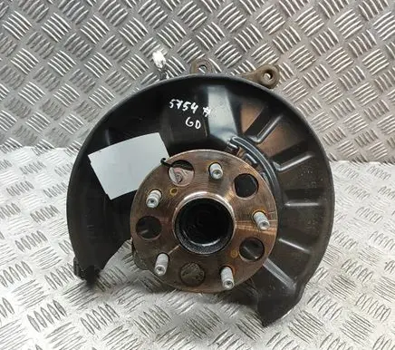 Toyota Camry VIII XV70 Rear wheel hub 4230433050
