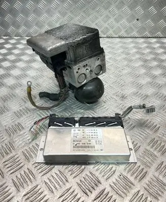 Mercedes-Benz E W211 ABS Pump A0054318012 A2115406645