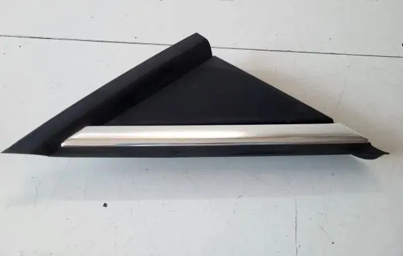 Opel Crossland X Front door glass trim molding 39238894