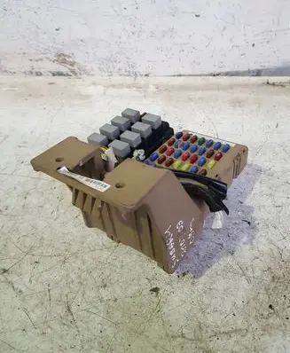 Subaru Outback Fuse module 82201AG041