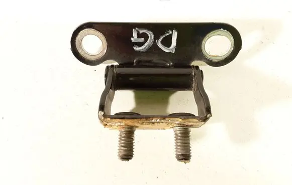 Tailgate/trunk/boot hinge