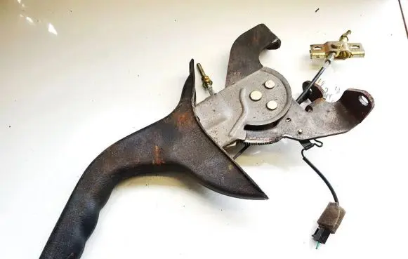 Handbrake/parking brake lever assembly