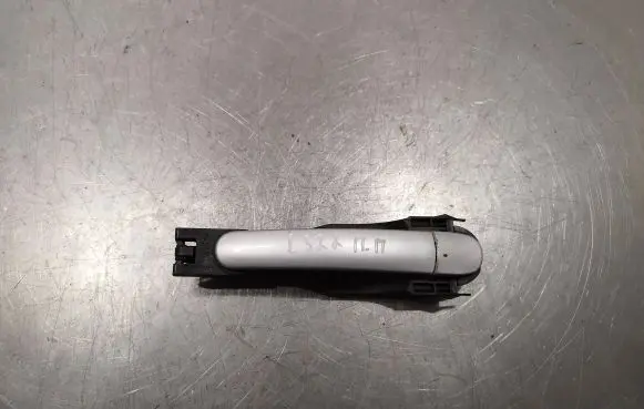 Skoda Octavia Mk2 (1Z) Front door exterior handle 6y0837885