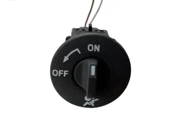 Passenger airbag on/off switch