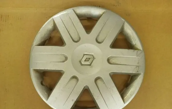 Renault Scenic II - Grand scenic II R16 wheel hub/cap/trim 8200134771