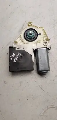 Seat Altea Front door window regulator motor 5p0837402q 1t0959701g