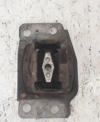 Ford Mondeo MK IV Engine mount bracket 7G917M121BA