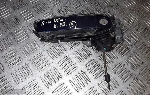 Audi A4 S4 B7 8E 8H Front door exterior handle