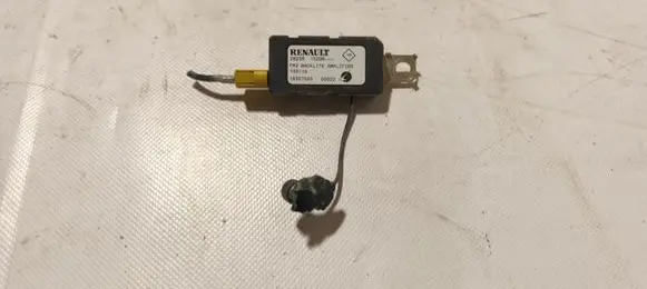 Renault Megane IV Aerial antenna amplifier 282301509R