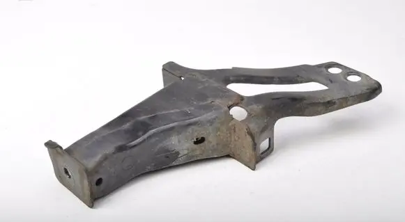 Volvo XC60 Front bumper foam support bar LEWY