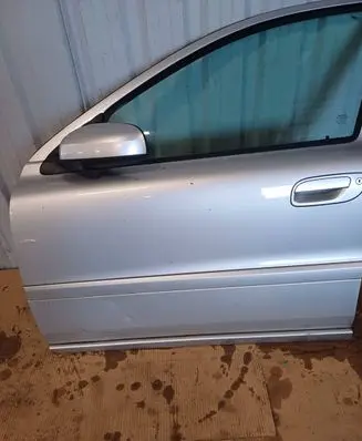 Volvo S60 Front door