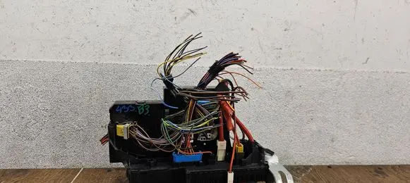 Mercedes-Benz E W212 Fuse box set 2129003822 5DK01102306 2129015105