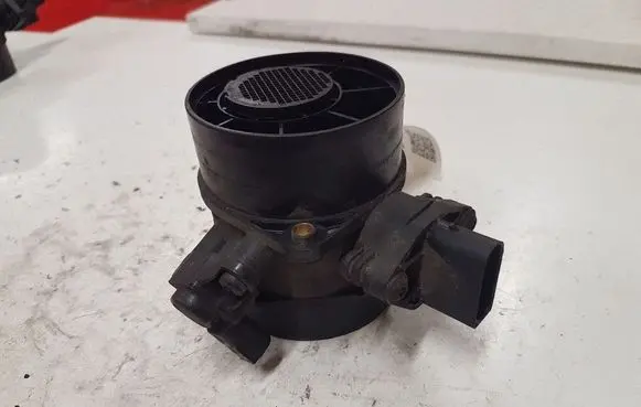 Mercedes-Benz C W204 Mass air flow meter 0281002535