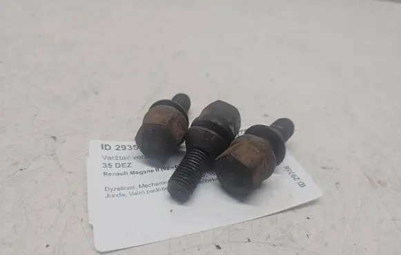 Nuts/bolts