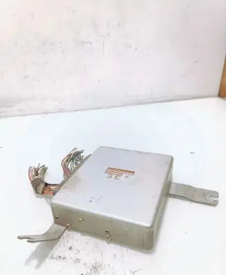 Subaru Legacy Engine control unit/module 22611AC400 A18000DA4