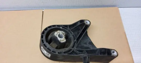Opel Insignia A Engine mount bracket 13227767 21083428 230005