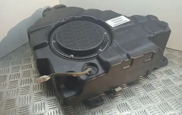 Jeep Grand Cherokee Subwoofer speaker 05064610ACA
