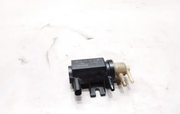 Mercedes-Benz E W212 Vacuum valve A0091533128