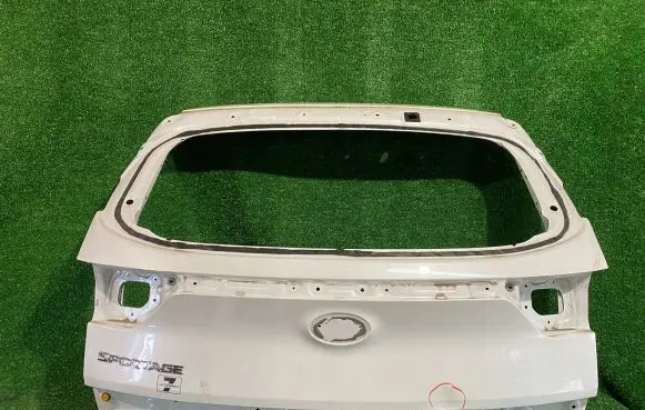 KIA Sportage Tailgate/trunk/boot lid