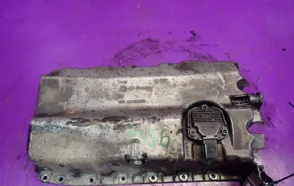 Volkswagen Touran I Oil sump
