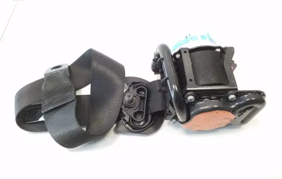 Mercedes-Benz B W246 W242 Front seatbelt 307068199228AD A2468602685