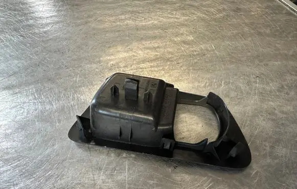 Nissan Qashqai Rear door handle trim 82682JD00A