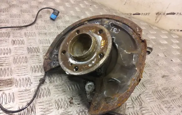 Mercedes-Benz A W176 Rear wheel hub