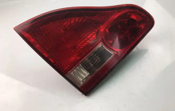 Toyota Avensis Verso Rear/tail lights