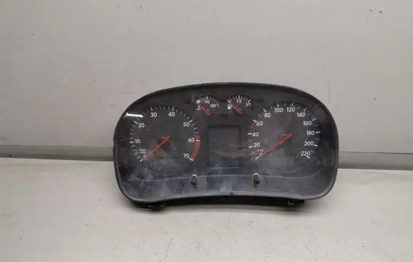 Volkswagen Golf IV Speedometer (instrument cluster) 1J0920806