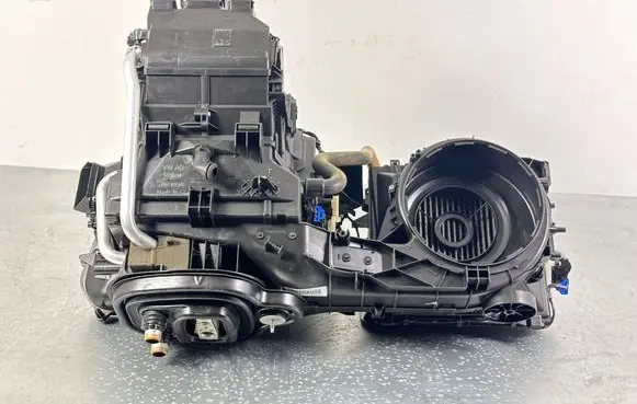 Volkswagen PASSAT B8 Interior heater climate box assembly 3Q1820005AN