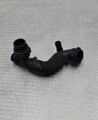 Land Rover Discovery 5 Engine coolant pipe/hose 924133 PA66GF30 NM32790