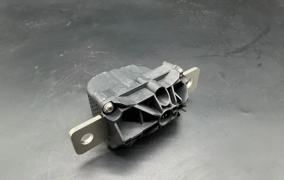 Tesla Model Y Fuse 106468900I