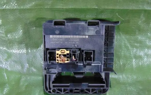 Volkswagen Golf V Comfort/convenience module 4050549702