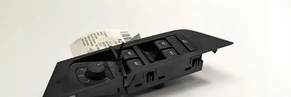 Skoda Karoq Electric window control switch 5G0959857D