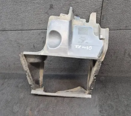 Audi Q7 4L Intercooler air guide/duct channel 4L0117335F