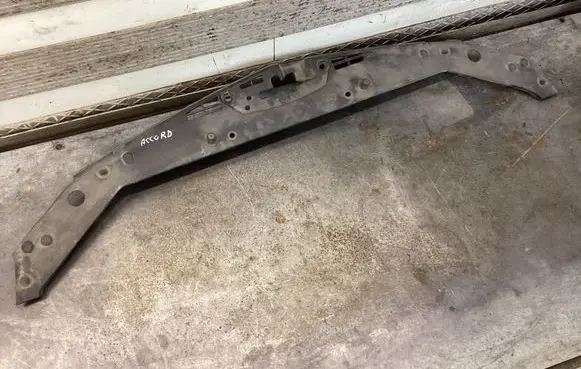 Engine bonnet/hood lock trim molding